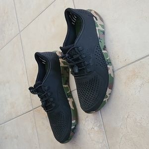 Crocs Womans Literide Printed Camo Pacer